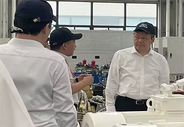 南通市委書記吳新明一行來我司調(diào)研